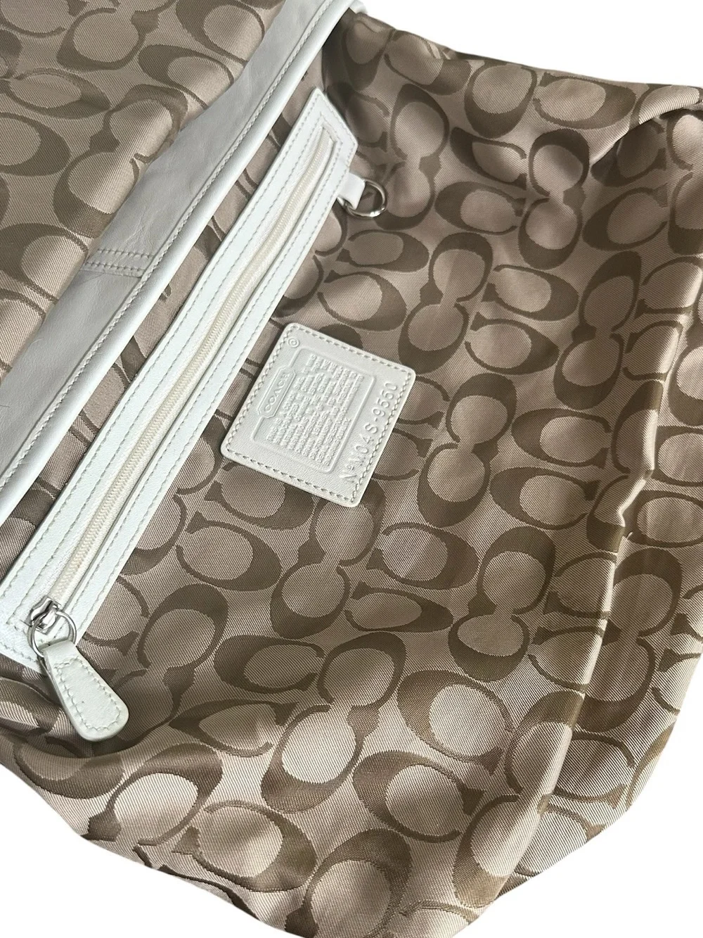 Coach Soho Buckle Flap Shoulder Bag White Leather 9550 Y2K